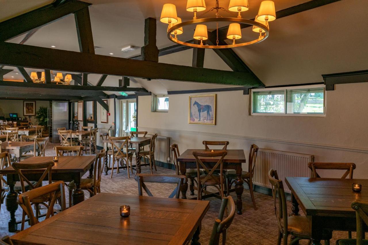 Godshill  High Corner Inn מראה חיצוני תמונה