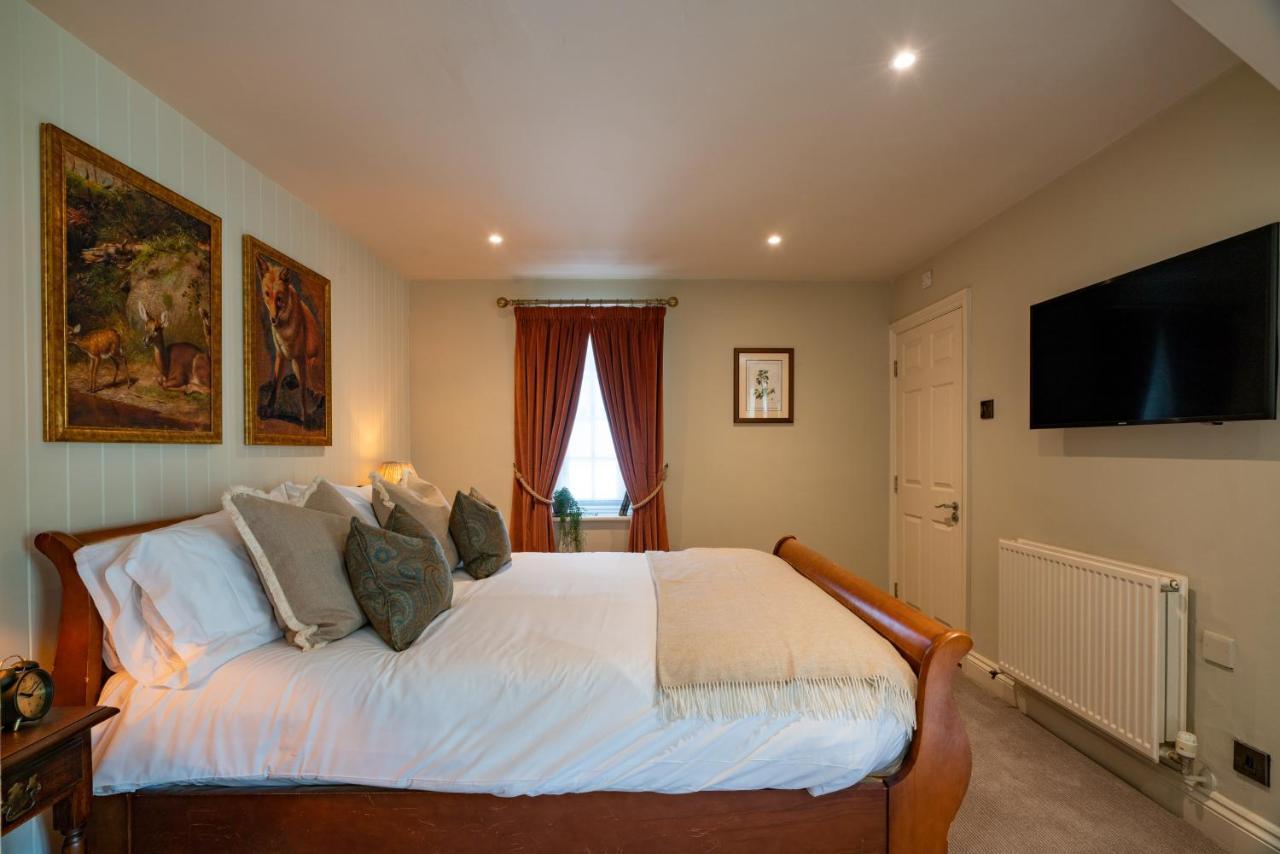 Godshill  High Corner Inn מראה חיצוני תמונה